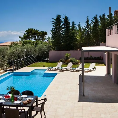 Вилла Skala Sleeps 6 Pool Wifi Skala (Kefalonia)