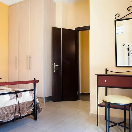 Вилла Skala Sleeps 6 Pool Wifi *